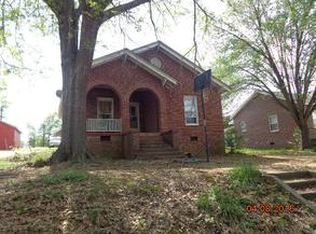 118 Liberty St, Ninety Six, SC 29666