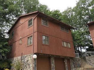 1037 Washington St APT 402, Wooster, OH 44691