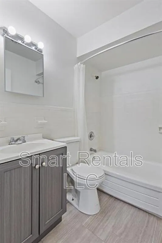 1 bed, 1.0 bath, $599 — Photo 4