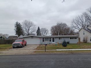 2173 Oak Ave, Hanover Park, IL 60133