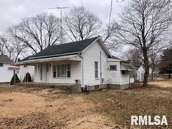 4th image of 170 W Railroad St
