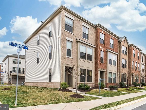 3rd image of 23421 Epperson Sq