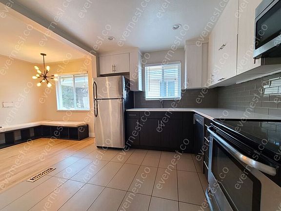 3rd image of 3545 Krameria St