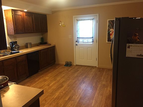3rd image of 510 S Gabbert St
