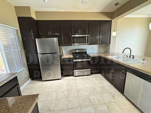 5th image of 2299 Lago Ventana