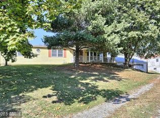 137 Whiskey Run Rd, Newville, PA 17241