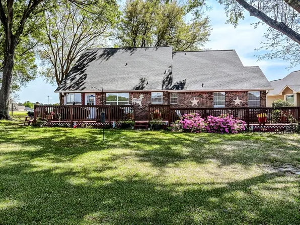 14 Westwood Dr W, Trinity, TX 75862