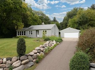 2939 W Owasso Blvd, Roseville, MN 55113
