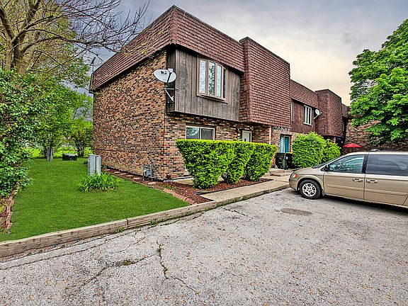 2nd image of 289 Park Ter #289