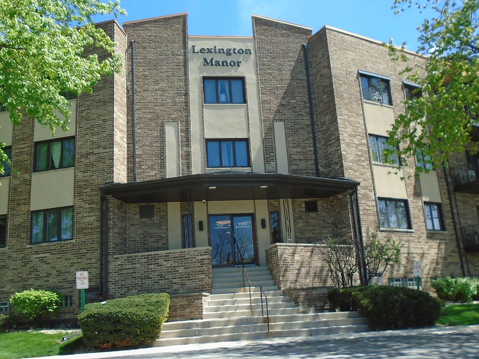 1st image of 7100 W 95th St APT 301