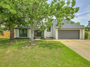 301 N Fir Pl, Broken Arrow, OK 74012