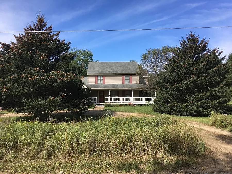 4043 Latourette Ln photo 1