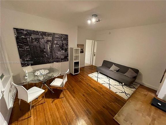 5th image of 1611 Michigan Ave APT 4