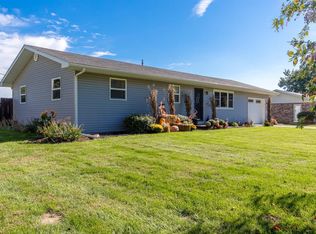 2287 E Little Bear Rd, Connersville, IN 47331