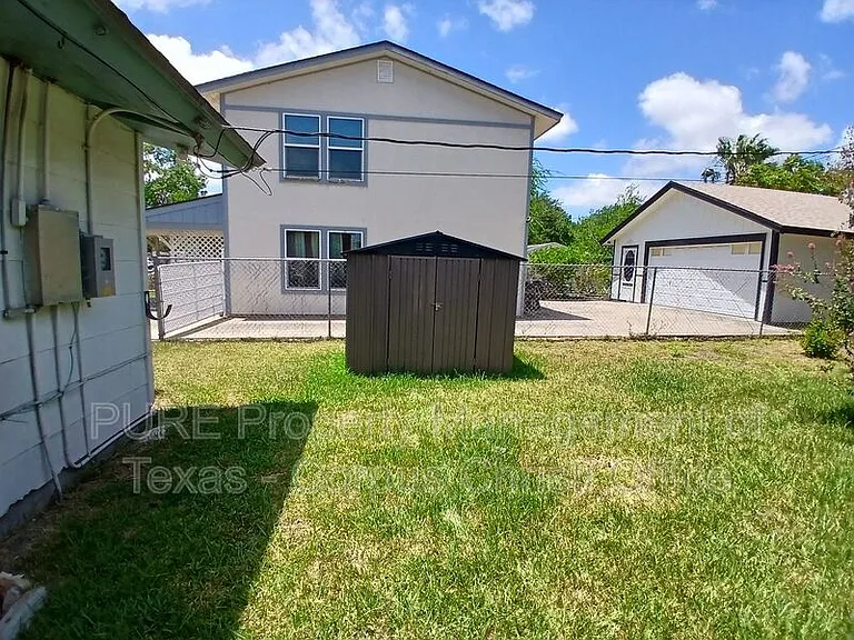 4701 Prinston Dr — Photo 17