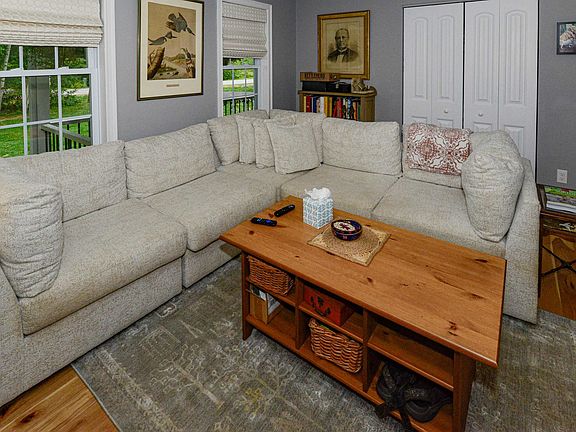 4th image of 86 Brookstone Lane