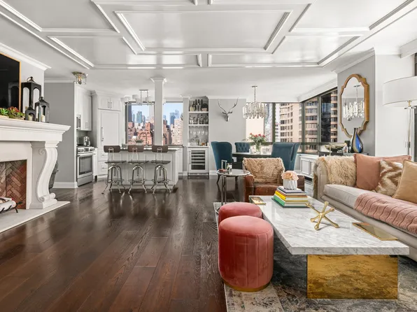 630 First Avenue image 1 of 13