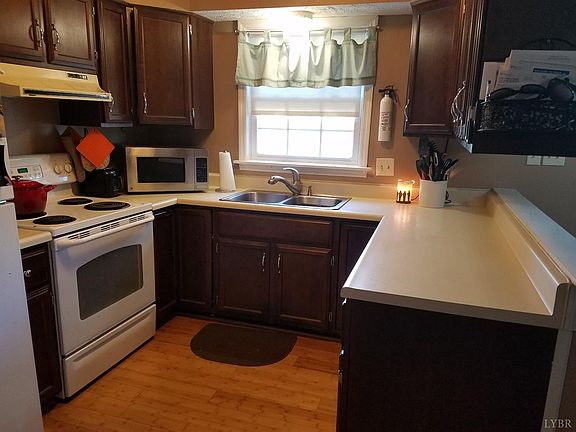 4th image of 1468 Ashbourne Dr