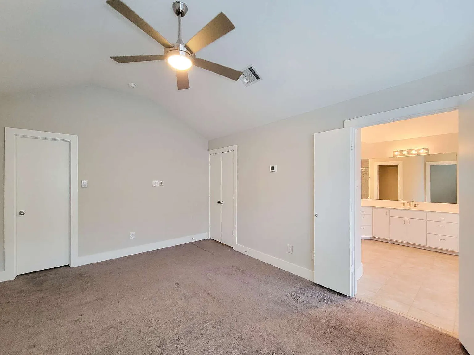3 bed, 2.5 bath, $2,900 — Photo 4