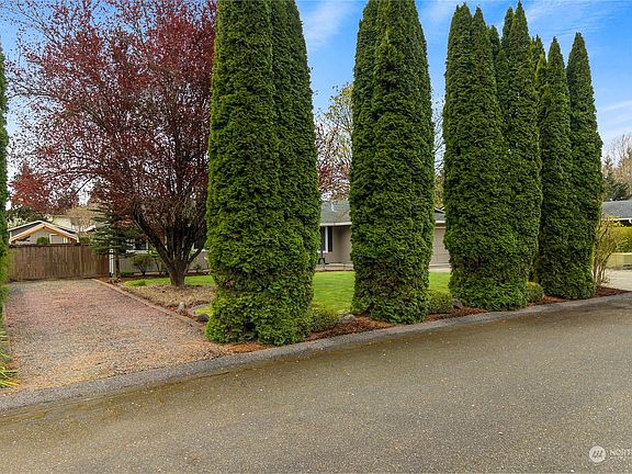 3rd image of 5323 34th Avenue SE