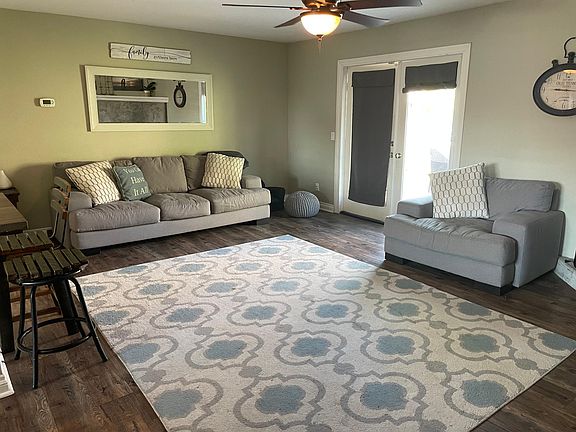 4th image of 613 Marigold Dr