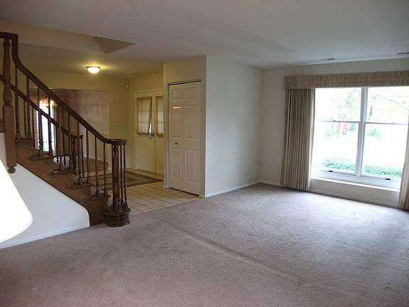 3rd image of 1110 Marlowe Pl