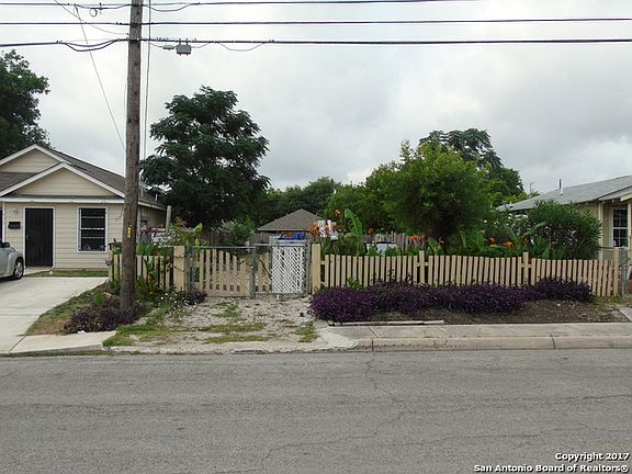 3rd image of 1434 Lamar St