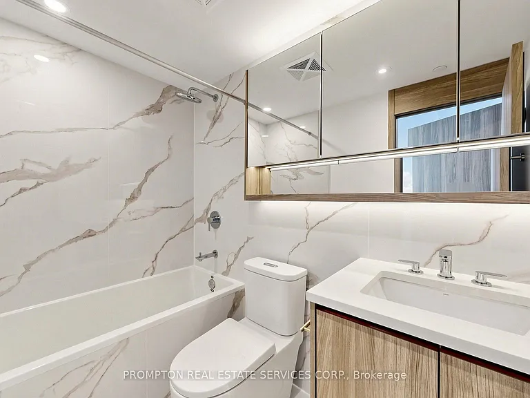 18 Esther Shiner Blvd #2511 — Photo 38
