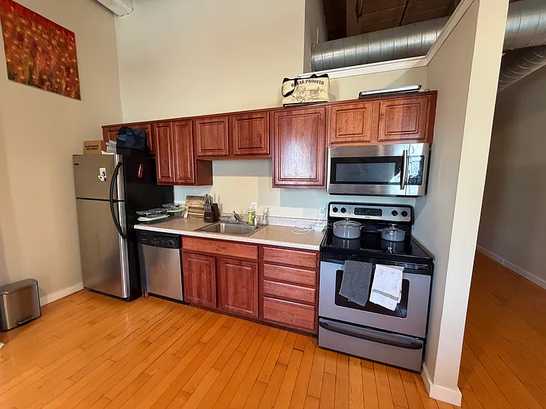 1010 Arch St #703 — Photo 10