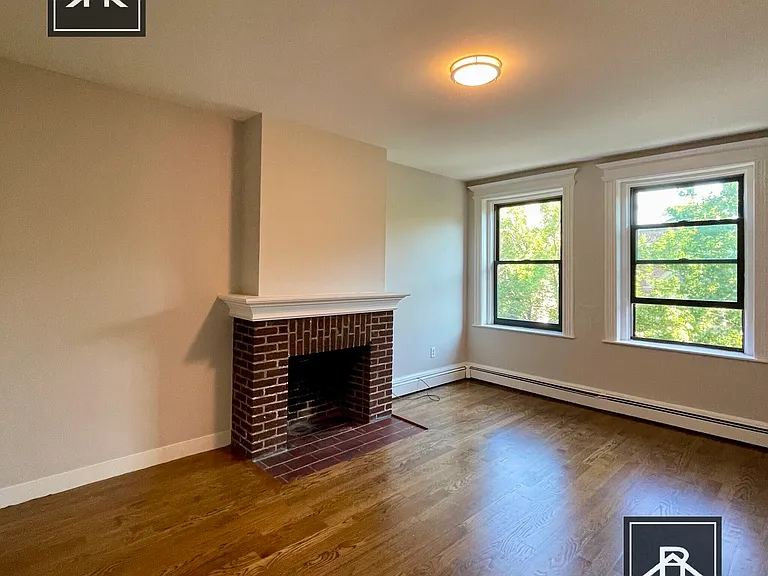13 Stearns Rd #4 — Photo 21
