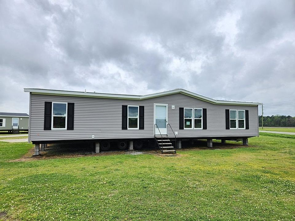 1st image of 233 Glenda Loop