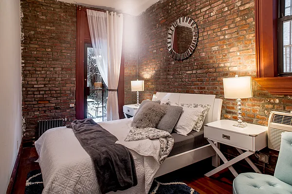 Rented by Alpha Properties NYC I LLC | media 10