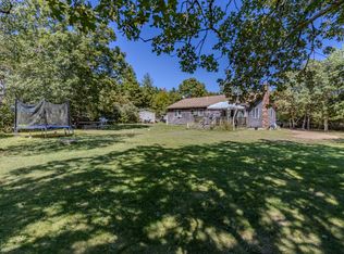 43 Skiffs Ln, West Tisbury, MA 02575