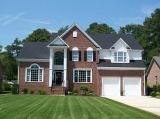 2401 Fenwick Way, Virginia Beach, VA 23453