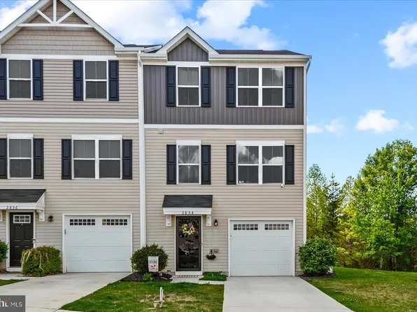 2854 Farzi Cir, Locust Grove, VA 22508
