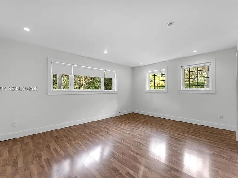 7711 SW 47th Ave — Photo 19