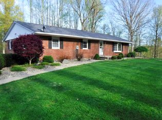 727 E Salem Rd, Batesville, IN 47006