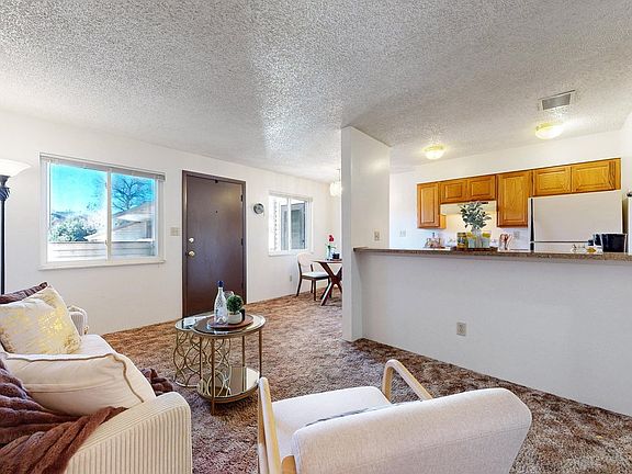 4th image of 1705 Heatheridge Rd #G302