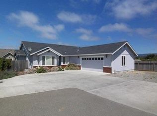 1425 Stallion Ct, McKinleyville, CA 95519