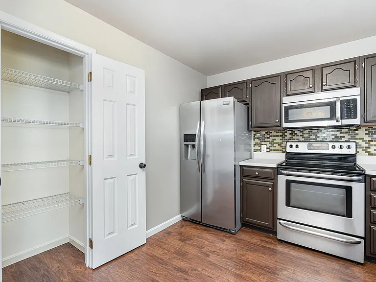 263 Chartwood Dr — Photo 9