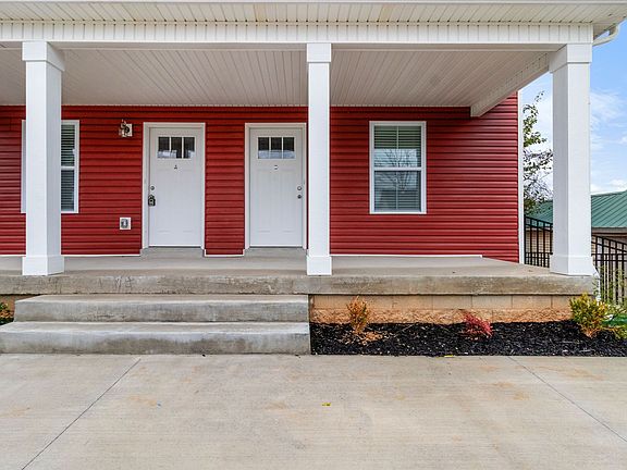3rd image of 540 Elder St #B