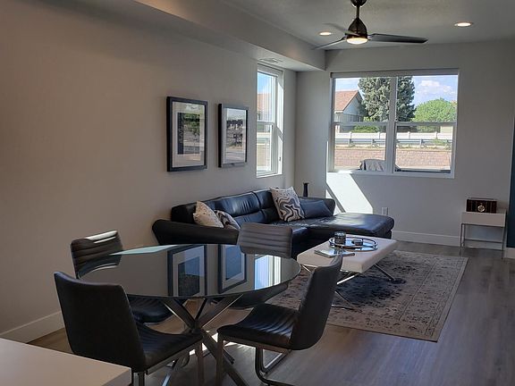 Dining Room / Living Room
