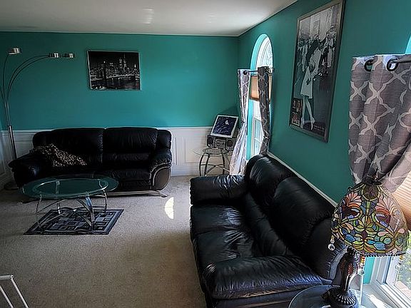 Sitting Area