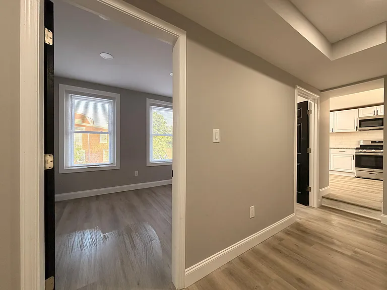 516 E Marshall St #1 — Photo 16