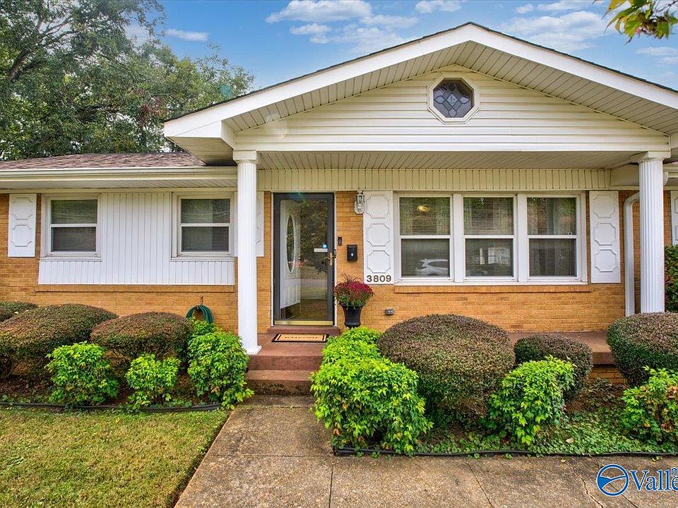 1st image of 3809 Saturn Dr SW