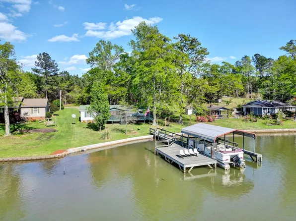41 Shadow Ln, Cross Hill, SC 29332
