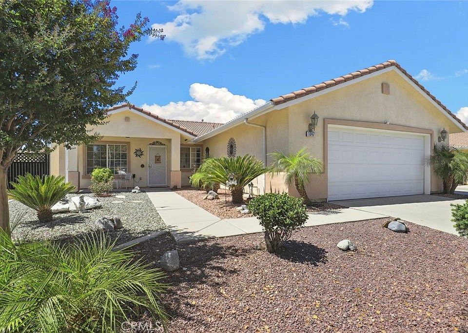 1st image of 1247 Yucca Ln