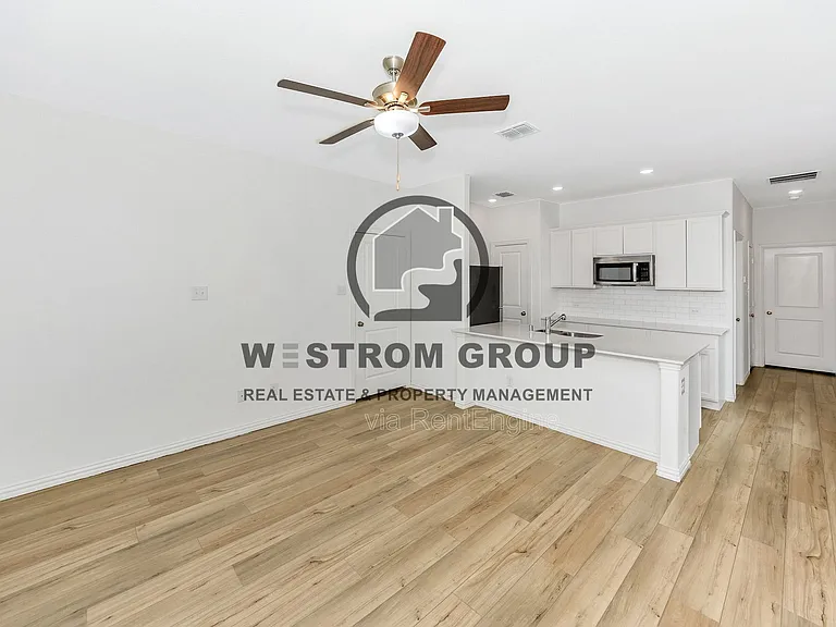 2600 Starwater Dr — Photo 20