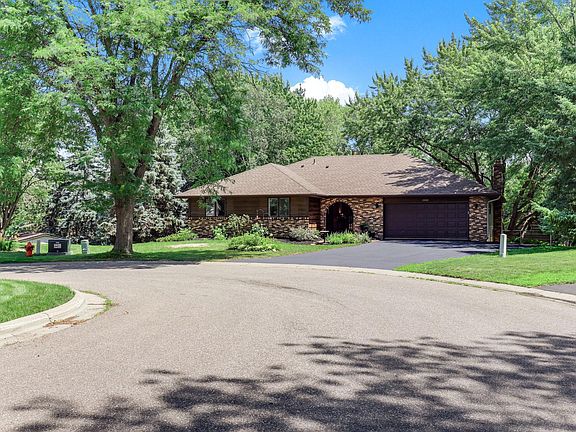 3rd image of 17152 Gage Way