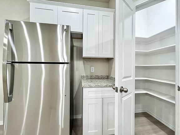 5th image of 3501 E Renfro St #403